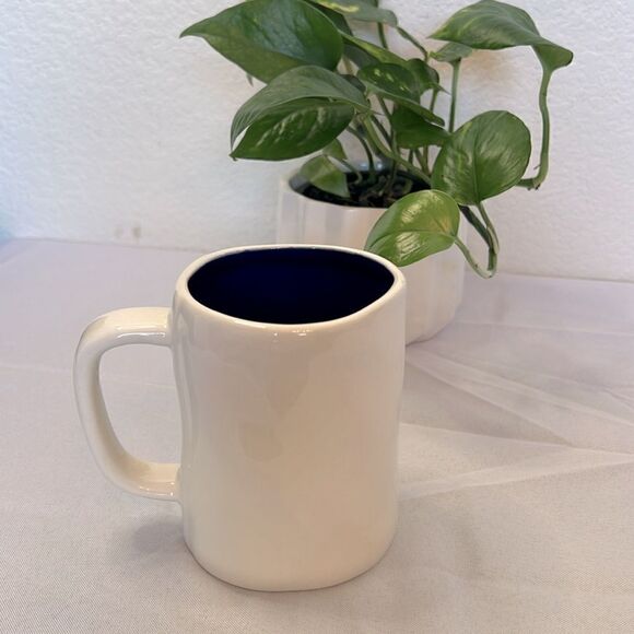 Rae Dunn "HELLO" Mug - Picture 2 of 4